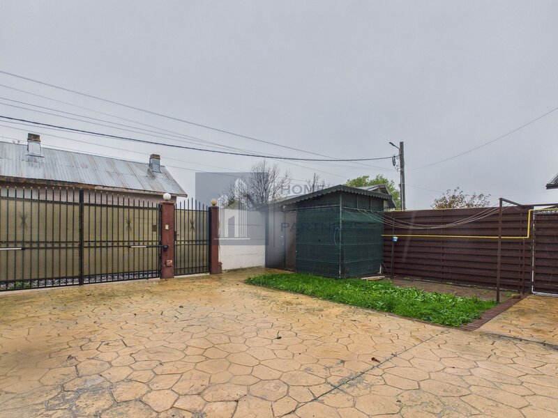 Dragomiresti-Vale, casa functionala cu 4 camere, mobilata si utilat.